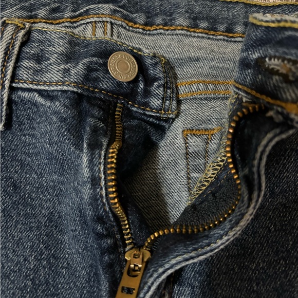 🤍 Custom Levi Jeans - Picture 7 of 15